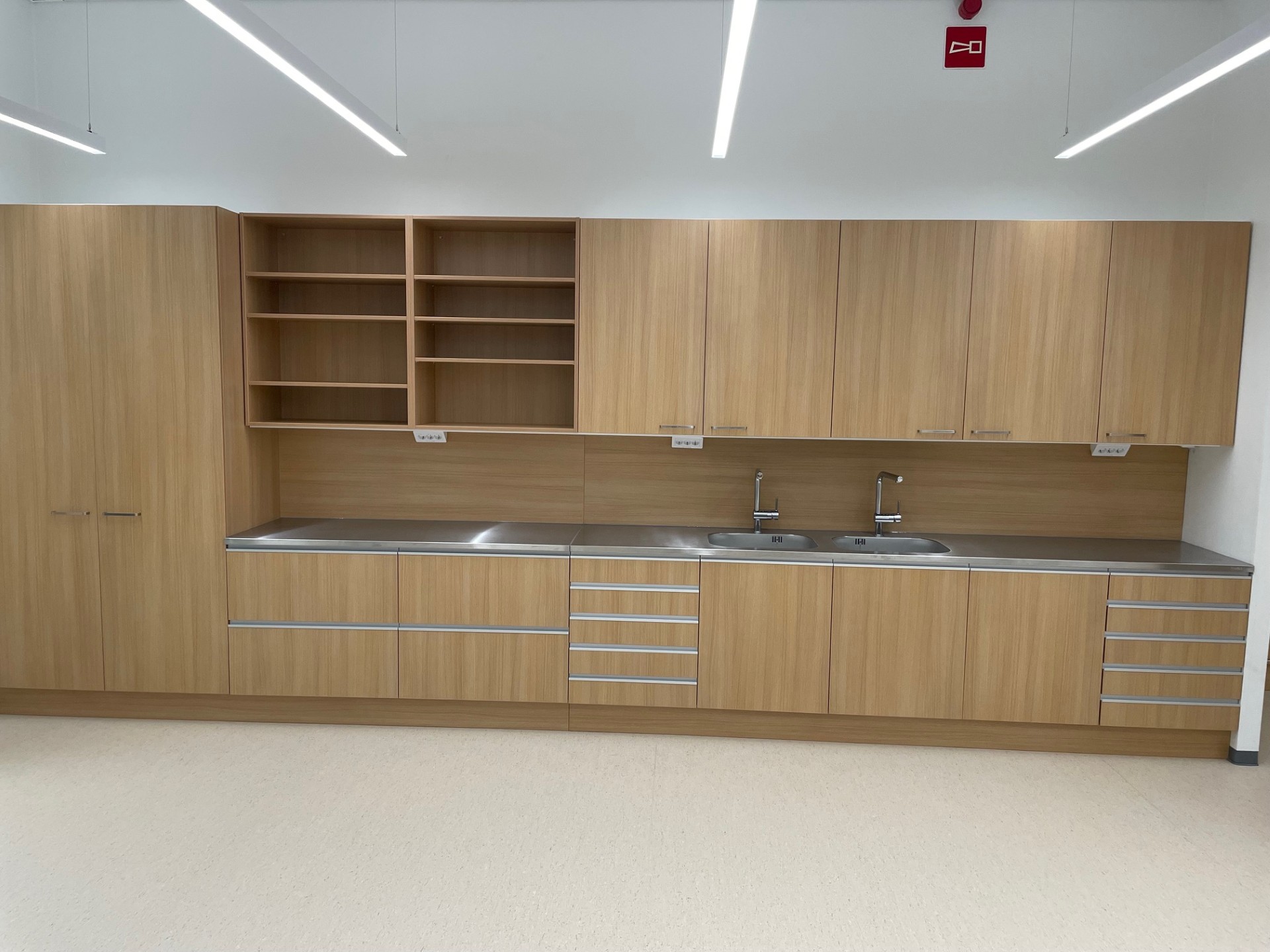 Furniture - Eltete